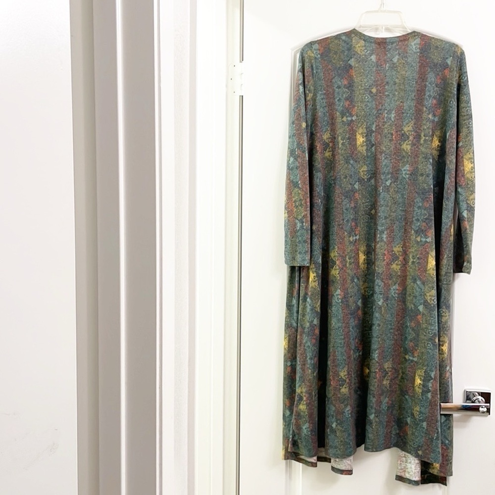 LuLaRoe geometric print cardigan - Picture 3 of 5